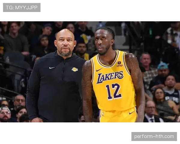 普林斯三分威胁助力球队关键胜利