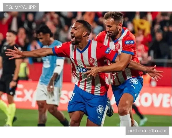 赫罗纳官宣重磅签约,新援备受期待助球队冲击西甲新赛季 赫罗纳官宣重磅签约,新援备受期待助球队冲击西甲新赛季