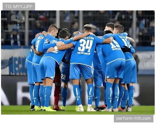 萨卡冷静沉着显大将风范，助球队力克强敌取得关键胜利