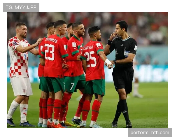 阿什拉夫领衔摩洛哥国家队冲击世界杯，球迷热情高涨共筑足球梦想